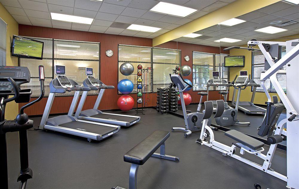Courtyard Downtown / Convention Center 3*