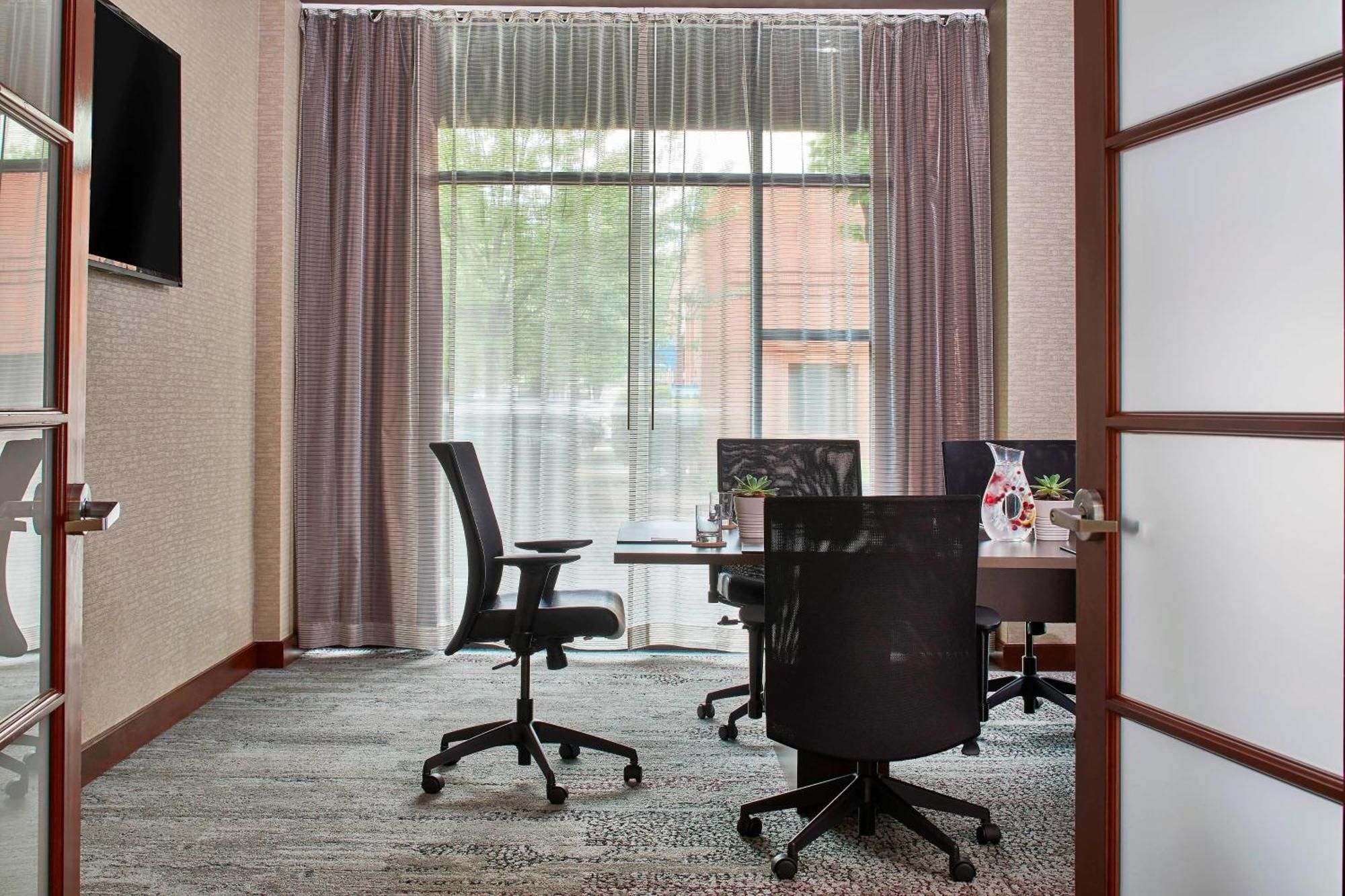 Courtyard Downtown / Convention Center 3* Portland